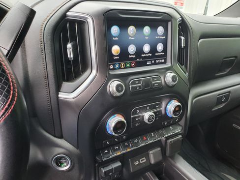 Used 2019 GMC Sierra 1500 AT4 w/ AT4 Premium Package AWD/4WD image 27