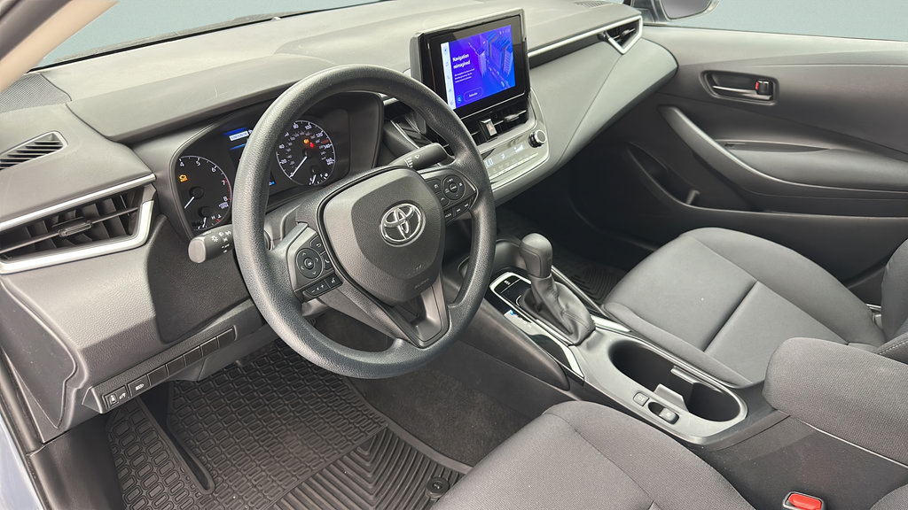 Used 2024 Toyota Corolla LE w/ LE Convenience Package FWD image 12