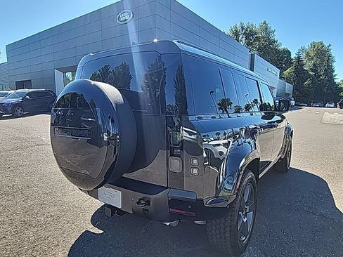 New 2026 Land Rover Defender 110 X-Dynamic SE AWD/4WD image 7