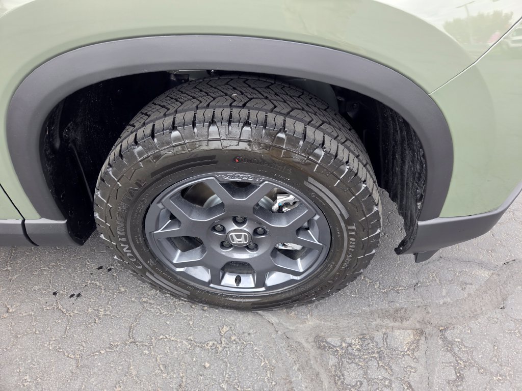 Used 2026 Honda Pilot TrailSport image 9