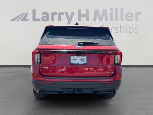 New 2026 Ford Explorer ST-Line AWD/4WD image 4