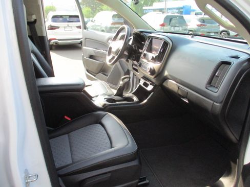 Used 2022 Chevrolet Colorado Z71 AWD/4WD image 15