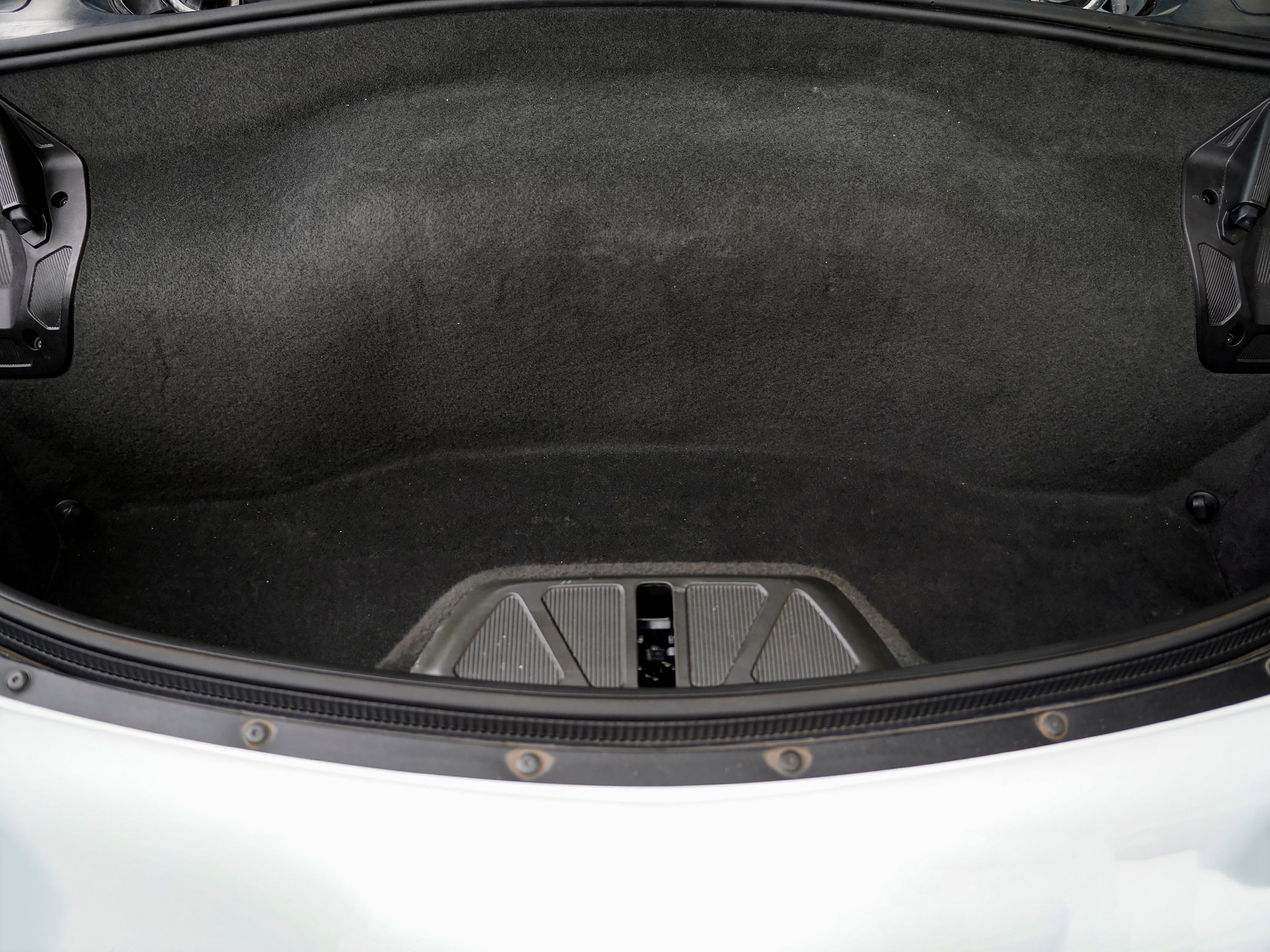Used 2023 Chevrolet Corvette Stingray Premium Cpe w/ Z51 Performance Package RWD image 33
