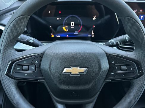 New 2026 Chevrolet Trax LT FWD image 23