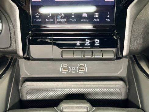Used 2025 RAM 1500 Sport AWD/4WD image 12