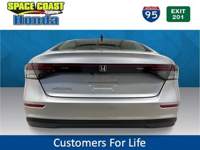 New 2025 Honda Accord SE