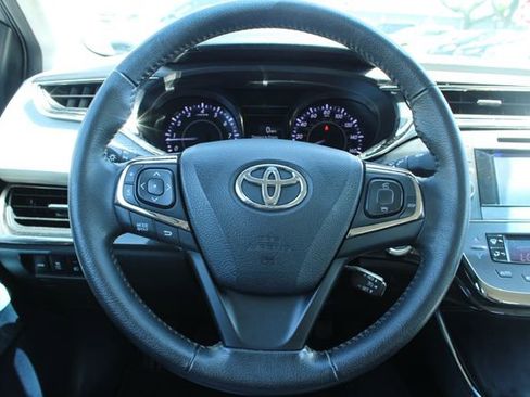 Used 2013 Toyota Avalon XLE image 22