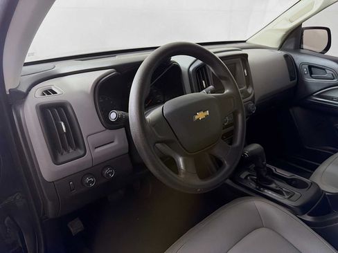 Used 2021 Chevrolet Colorado W/T AWD/4WD image 7