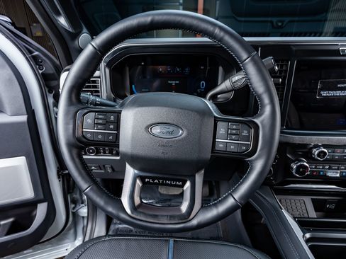 Used 2026 Ford F250 Platinum image 19