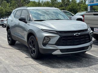 Used 2024 Chevrolet Blazer LT w/ Convenience Package FWD video 2