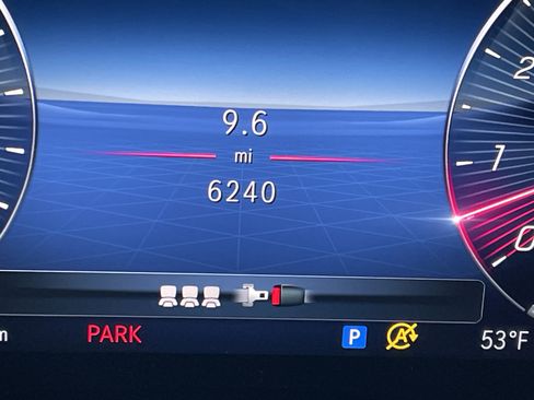 Certified 2024 Mercedes-Benz GLE 450 4MATIC image 25