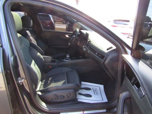 Used 2022 Audi A4 2.0T Premium Plus image 28