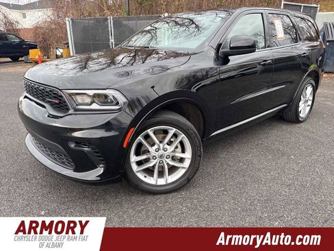 Used 2023 Dodge Durango GT image 1