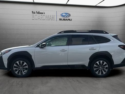 Used 2023 Subaru Outback Limited AWD/4WD image 9