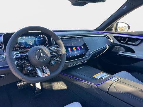 New 2026 Mercedes-Benz E 53 AMG e 4MATIC Sedan image 15