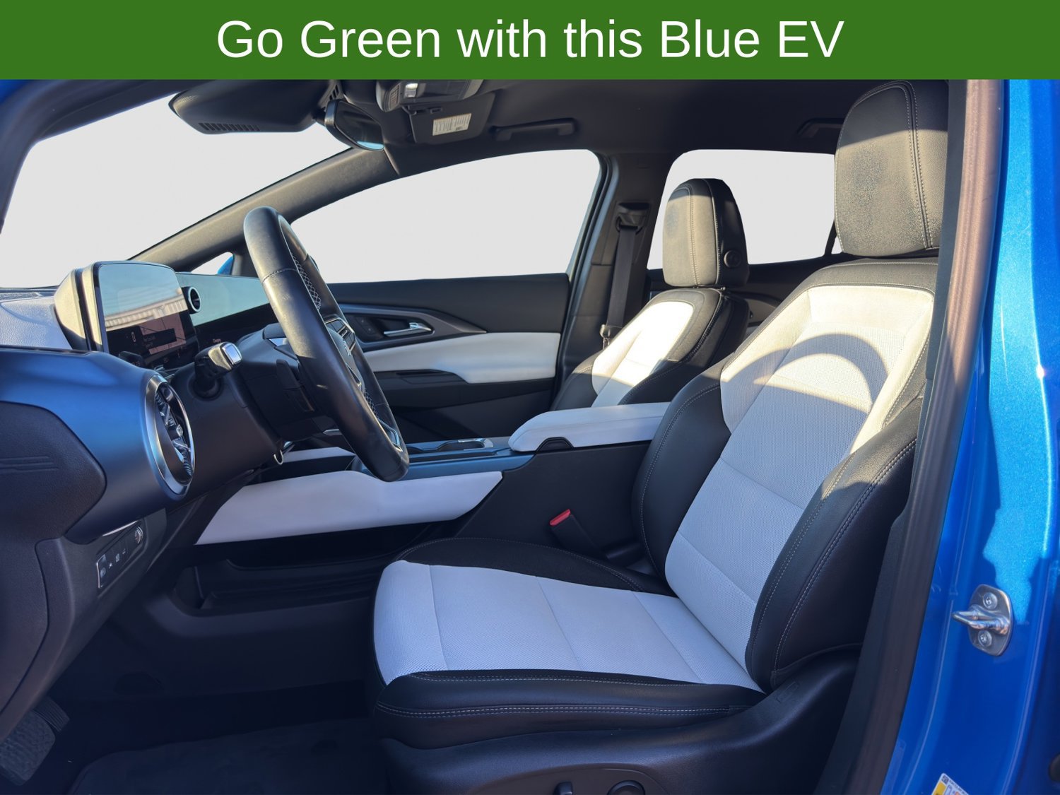 Certified 2024 Chevrolet Equinox EV LT FWD image 9
