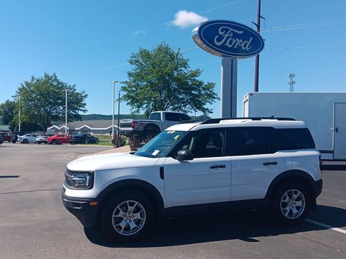 Used 2022 Ford Bronco Sport AWD/4WD image 10
