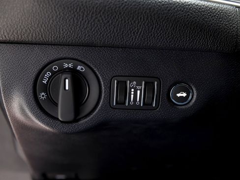 Used 2018 Dodge Challenger SRT Demon image 34