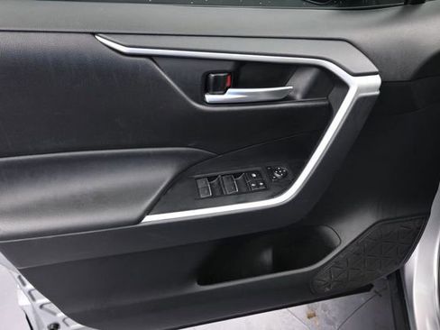 Used 2024 Toyota RAV4 SE AWD/4WD image 28