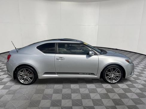 Used 2013 Scion tC FWD image 4