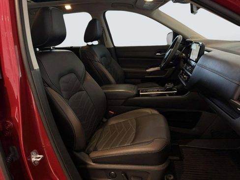 Used 2023 Nissan Pathfinder Platinum w/ Lighting Package (N93) image 37