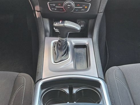 Used 2023 Dodge Charger SXT RWD image 13