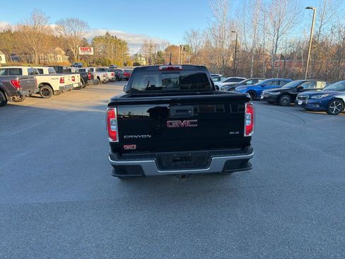 Used 2017 GMC Canyon SLE w/ SLE Convenience Package image 3