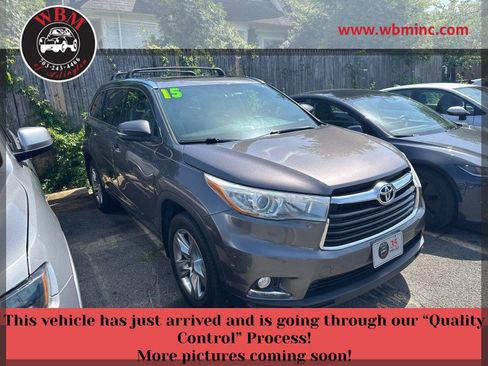 Used 2015 Toyota Highlander Limited AWD/4WD image 1