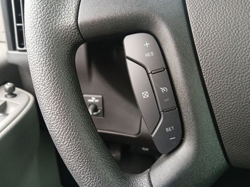 Used 2025 Chevrolet Express 2500 Extended w/ Communications Package image 8