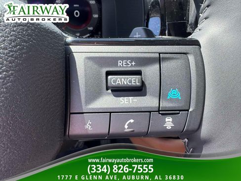 Used 2026 Nissan Pathfinder Platinum w/ Cargo Package FWD image 21