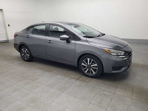 Used 2025 Nissan Versa SV image 11