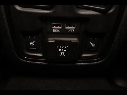 Used 2023 Dodge Durango R/T w/ Hemi Orange Plus Package AWD/4WD image 32