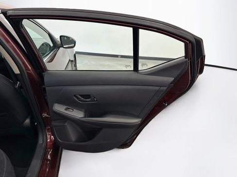 Used 2024 Nissan Sentra SV FWD image 27