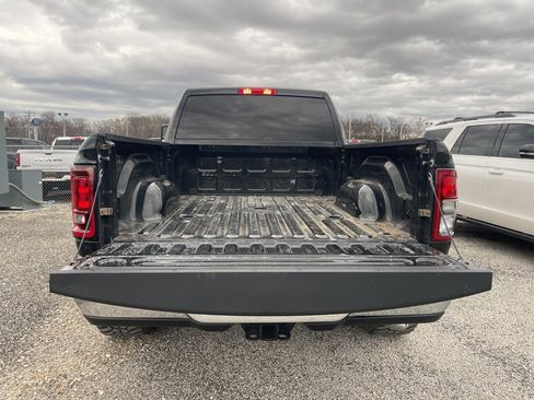 Used 2025 RAM 3500 Tradesman w/ Chrome Appearance Group image 6