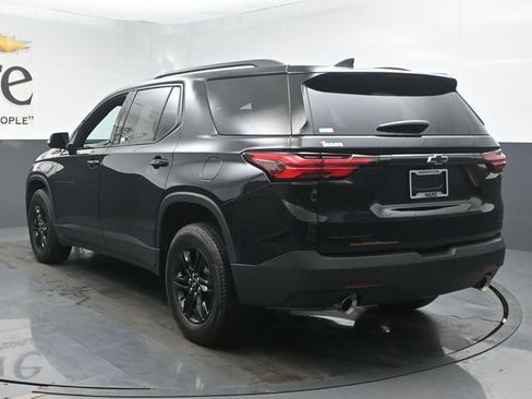 Used 2023 Chevrolet Traverse LT FWD image 38