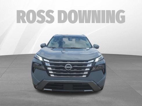 Used 2026 Nissan Rogue SL AWD/4WD image 2