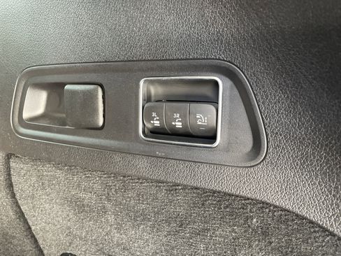 Certified 2024 Mercedes-Benz GLS 450 4MATIC image 12