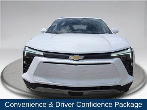Used 2024 Chevrolet Blazer EV LT AWD/4WD image 8