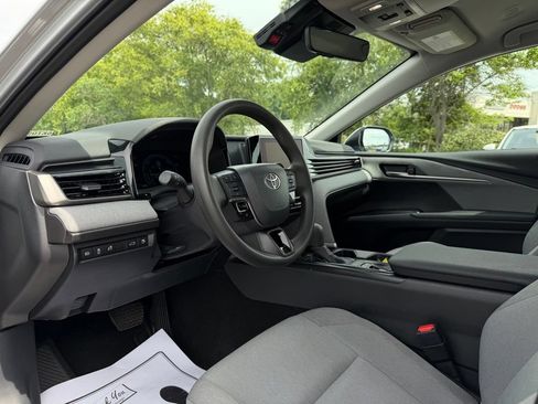 Used 2025 Toyota Camry LE w/ Convenience Package FWD image 10