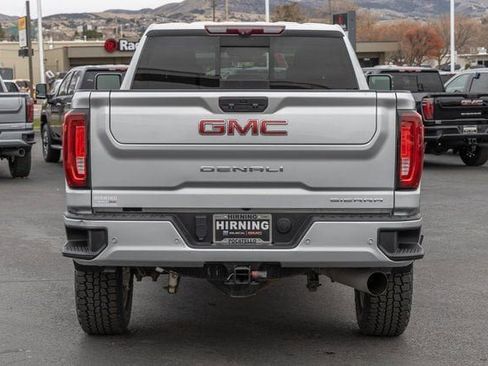 Used 2021 GMC Sierra 3500 Denali w/ Denali Ultimate Package image 4