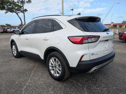 Used 2022 Ford Escape SE w/ Convenience Package AWD/4WD image 6
