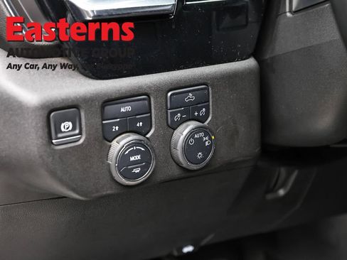 Used 2025 Chevrolet Silverado 1500 LT AWD/4WD image 21