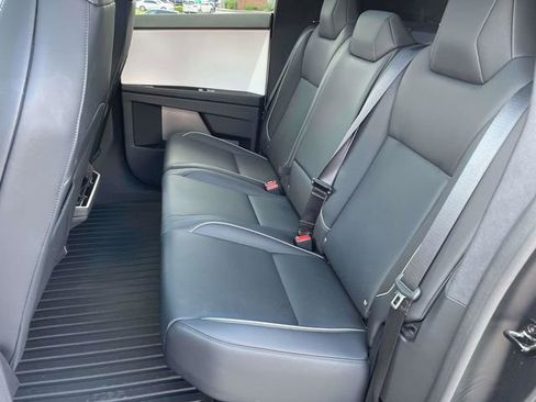 Used 2024 Tesla Cybertruck AWD Crew Cab image 23