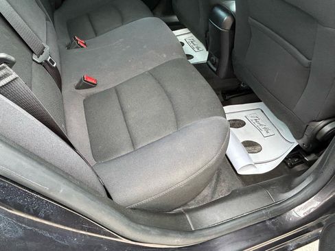 Used 2015 Chevrolet Cruze LT FWD image 11