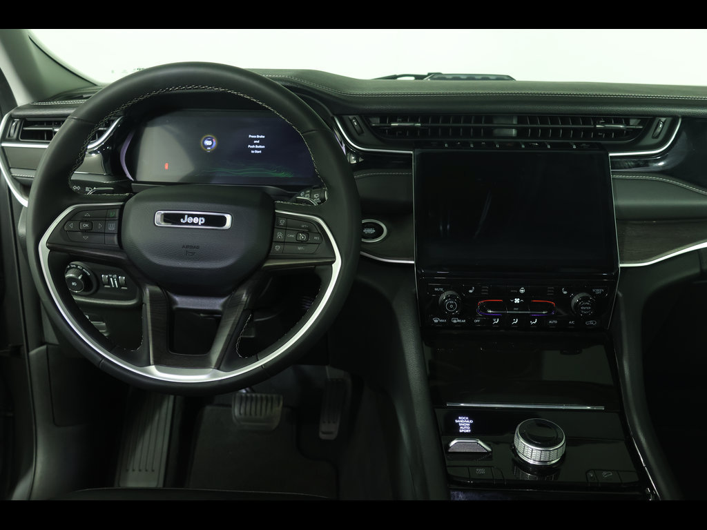 Used 2023 Jeep Grand Cherokee 4WD 4xe image 18