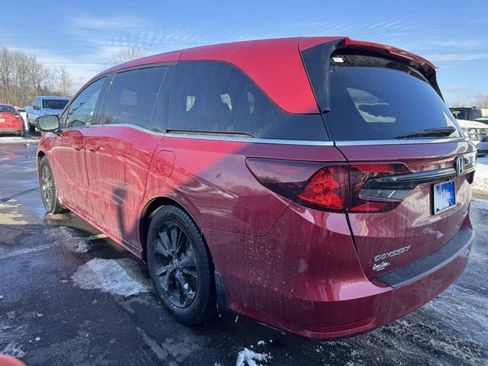 Used 2023 Honda Odyssey Sport image 4