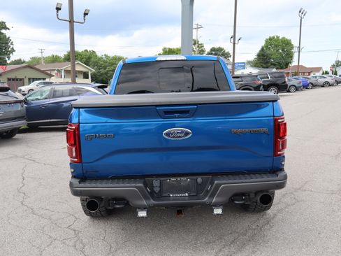 Used 2017 Ford F150 Raptor w/ Equipment Group 802A Luxury AWD/4WD image 4
