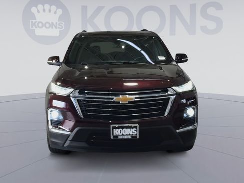 Used 2023 Chevrolet Traverse LT FWD image 4