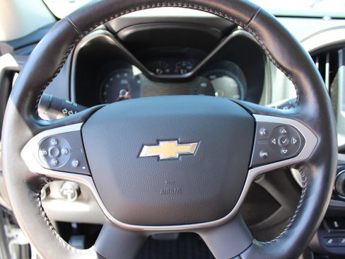 Used 2022 Chevrolet Colorado ZR2 image 17