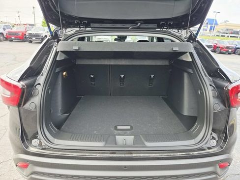 New 2026 Chevrolet Trax LT w/ Driver Confidence Package FWD image 10